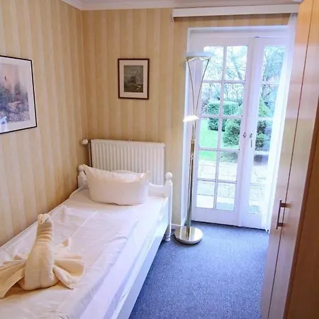 Mootje-im-alten-friesenhaus